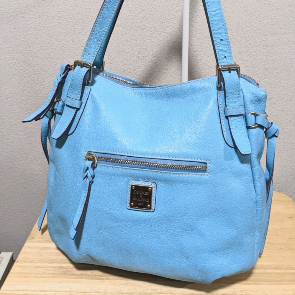 Dooney & Bourke Shoulder Bag